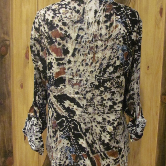 BKE Button Down - Picture 2 of 2